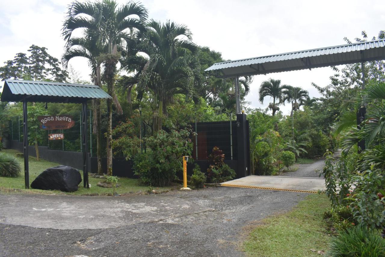 Hotel Roca Negra Del Arenal La Fortuna Luaran gambar