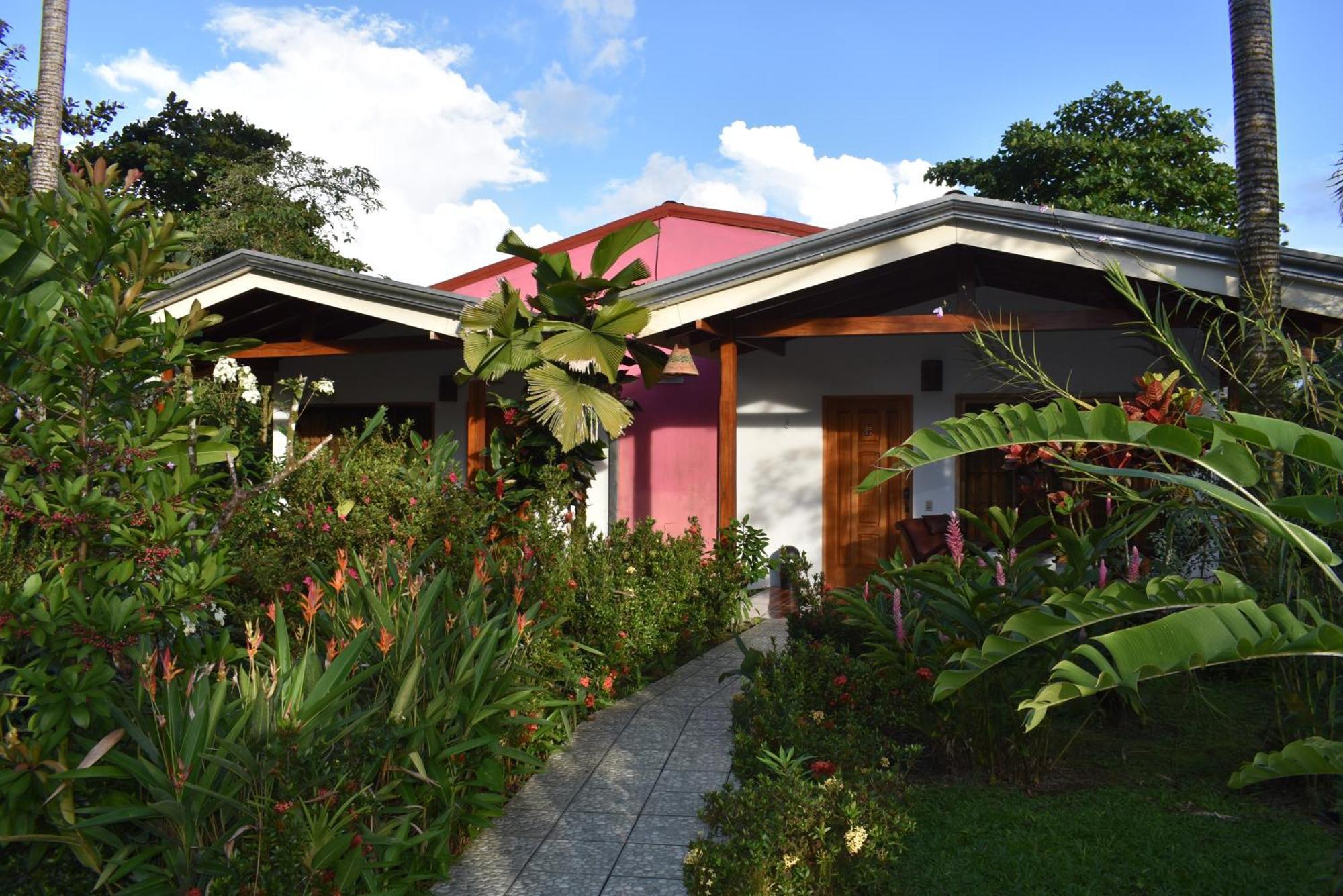 Hotel Roca Negra Del Arenal La Fortuna Luaran gambar