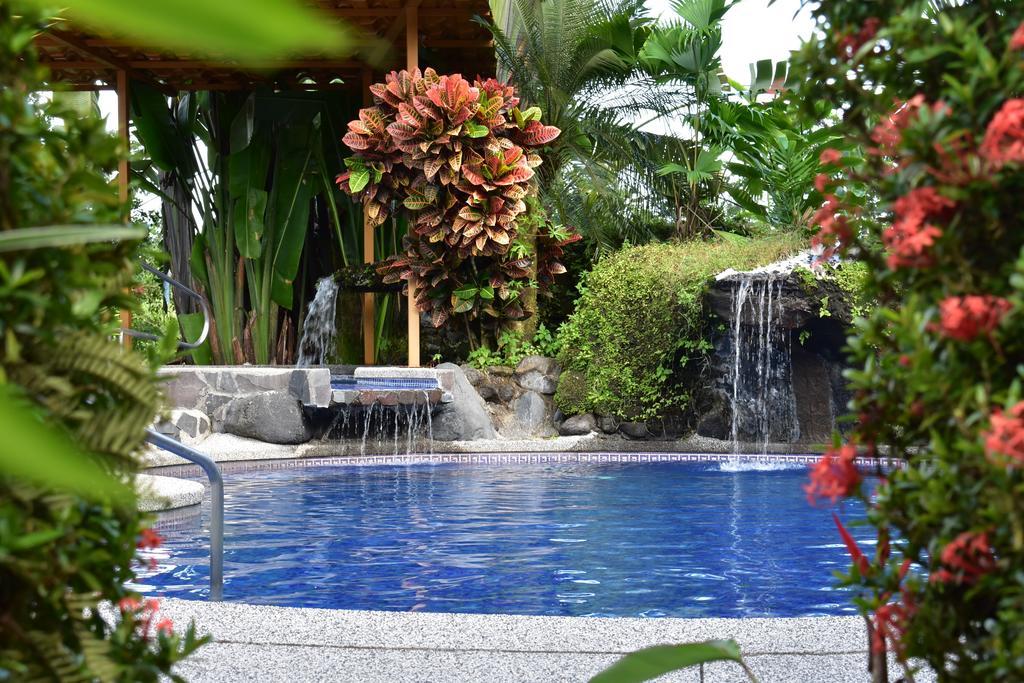 Hotel Roca Negra Del Arenal La Fortuna Luaran gambar