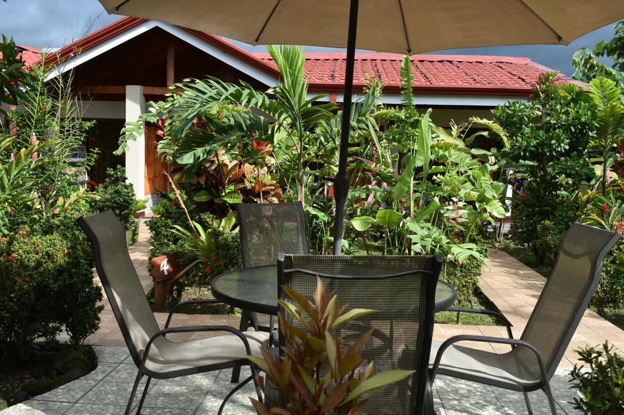Hotel Roca Negra Del Arenal La Fortuna Luaran gambar